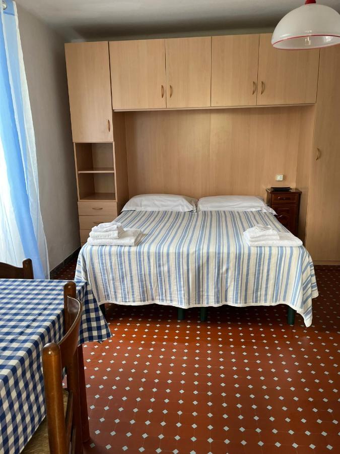 Casa Violetta Bed & Breakfast Marina di Massa Extérieur photo