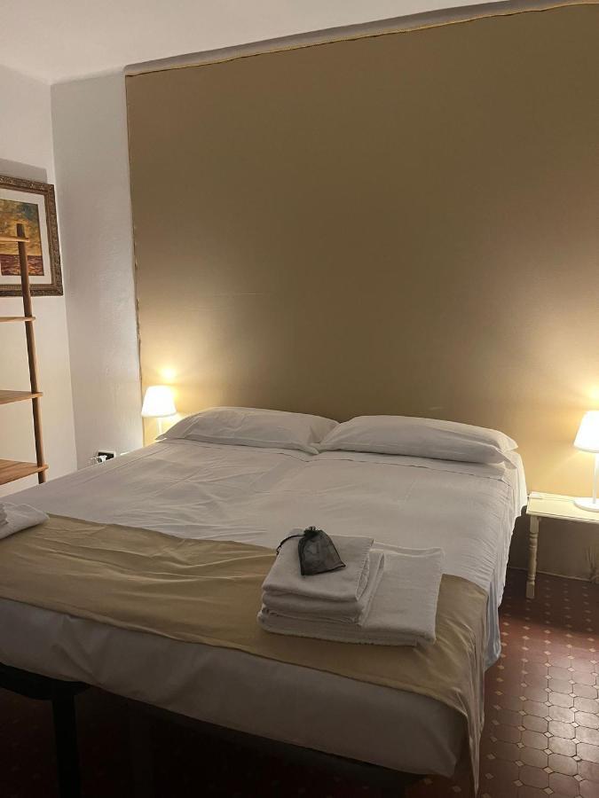 Casa Violetta Bed & Breakfast Marina di Massa Extérieur photo