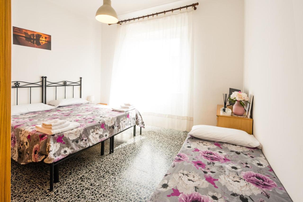 Casa Violetta Bed & Breakfast Marina di Massa Extérieur photo