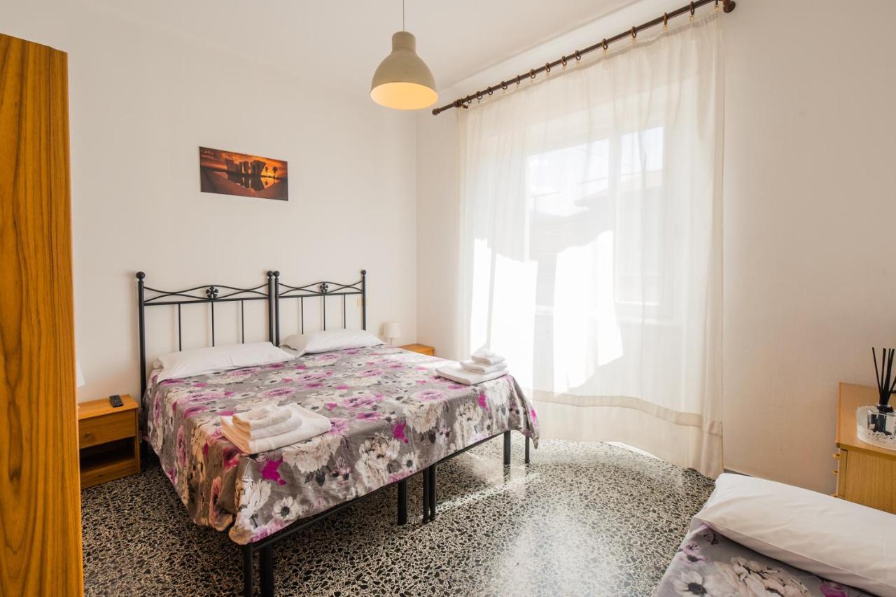 Casa Violetta Bed & Breakfast Marina di Massa Extérieur photo