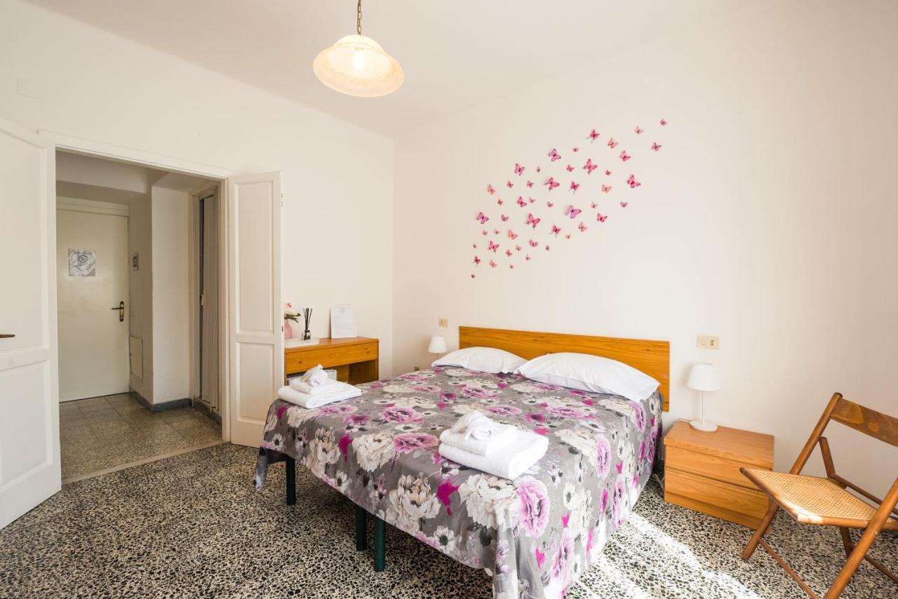 Casa Violetta Bed & Breakfast Marina di Massa Extérieur photo