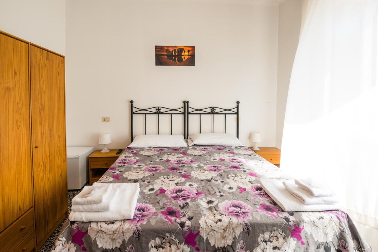 Casa Violetta Bed & Breakfast Marina di Massa Extérieur photo
