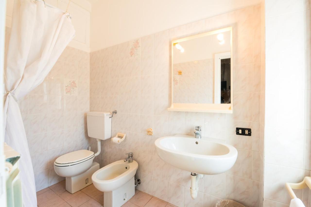 Casa Violetta Bed & Breakfast Marina di Massa Extérieur photo